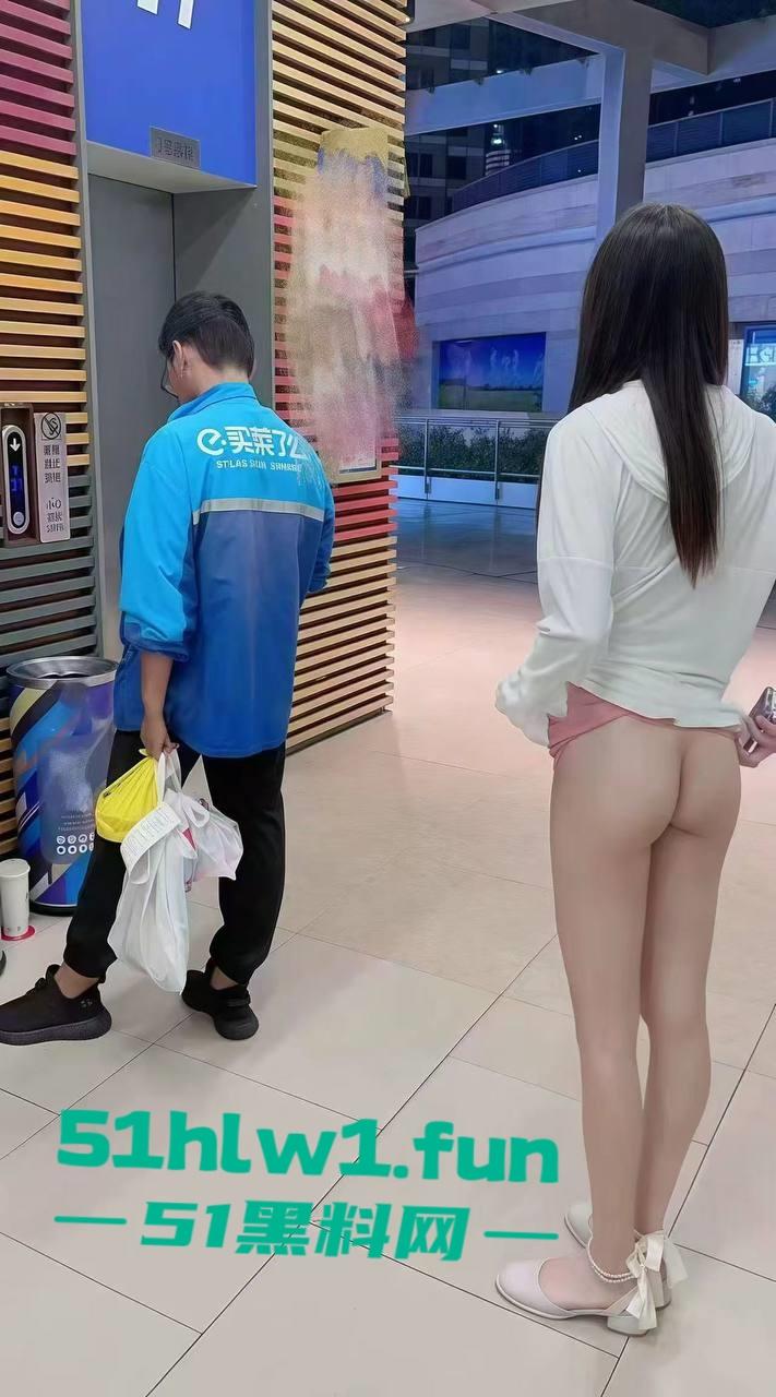 人间水蜜桃天然吸精器,骚鸡自带极品美臀随时随地开门迎炮,最后这个屁股杀伤力真大。-9