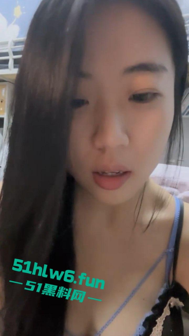 长春艺术学院,播音系女神【苏茜茜】高颜值气质女神,身材纤细大奶诱人极品长腿配蜜桃臀。-1