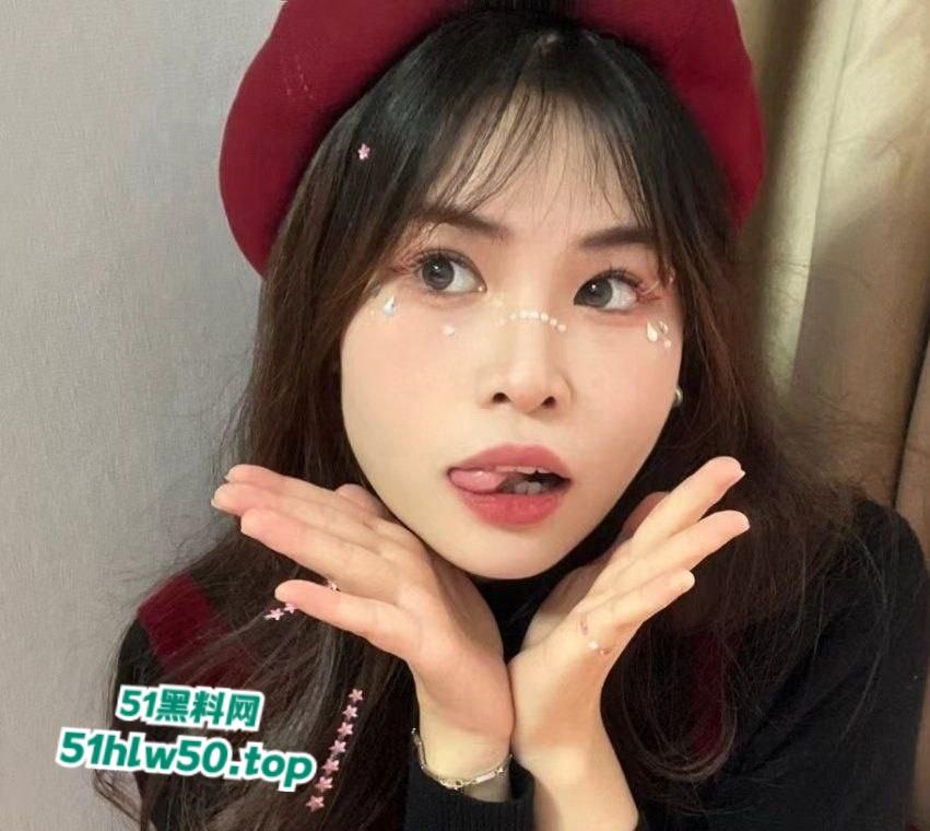 湖南农业大学研究生【张伊林】清纯的外表私下M属性拉满,情趣道具捆绑调教淫荡又满足!-9