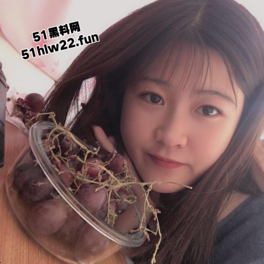 瓜友投稿母狗女友,哈尔滨大奶会计文员反差至极,在公园露出喜欢真空,这样的骚货你喜欢吗!-9