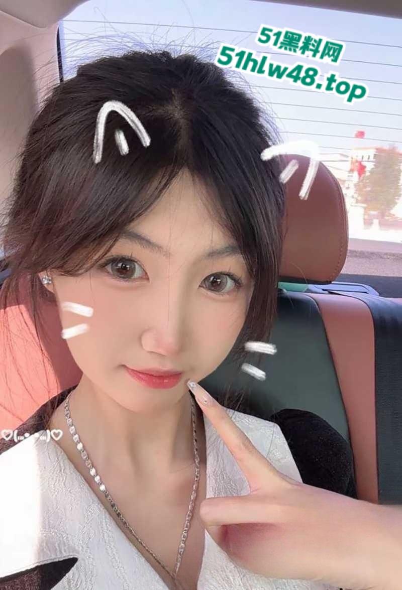 广东艺术学院【李玉婷】清纯嫩妹女神,男友视频玩嗨彻底放飞自我,全裸上阵骚话不停。-3