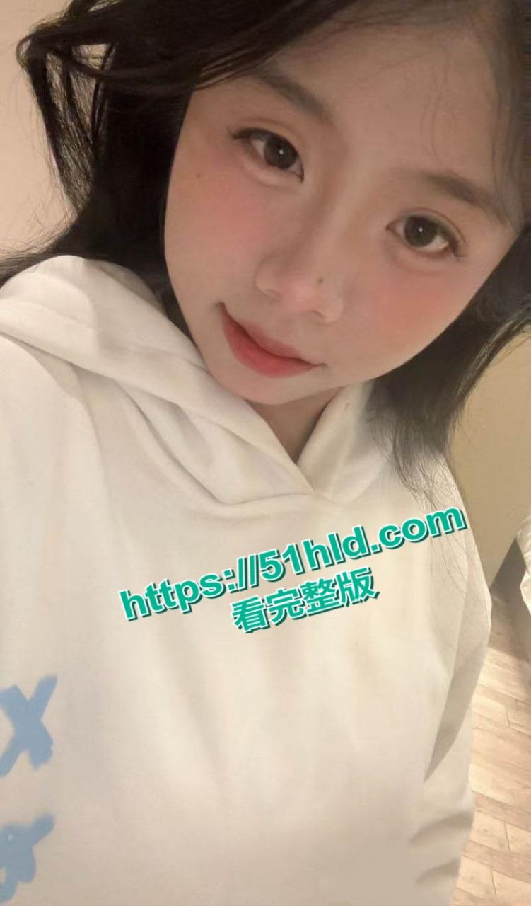 河南周口【胡邱瑜】网调视频曝光，乖乖女秒变骚母狗露脸摸奶，叫爸爸反差到极致！-1