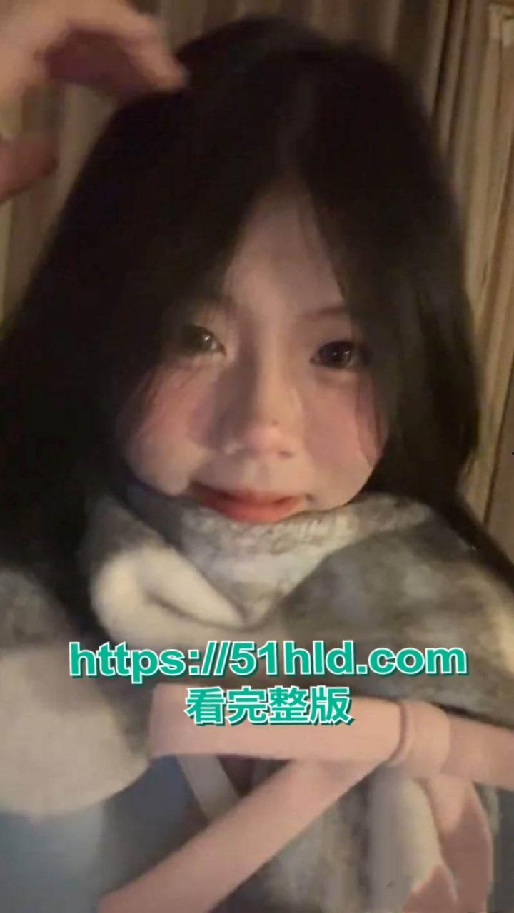 河南周口【胡邱瑜】网调视频曝光，乖乖女秒变骚母狗露脸摸奶，叫爸爸反差到极致！-2