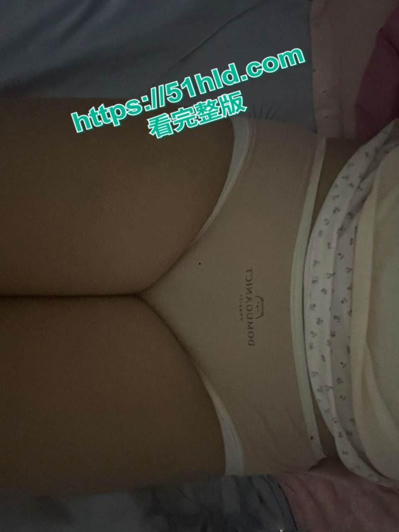 河南周口【胡邱瑜】网调视频曝光，乖乖女秒变骚母狗露脸摸奶，叫爸爸反差到极致！-7