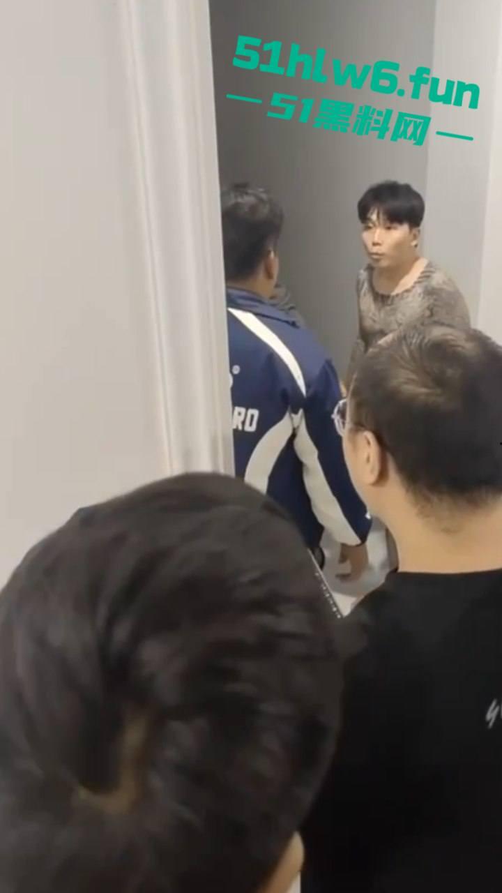 柬埔寨波贝太子园区,韩国男子强奸女子被老外们制止逮捕,韩国男还现场装逼结果直接被警方带走。-3