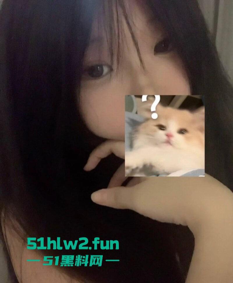 清纯高颜值反差嫩妹【奺奈美】最新视频流出，白虎馒头逼诱人至极假屌玉指抠穴玩到高潮颤抖。-1