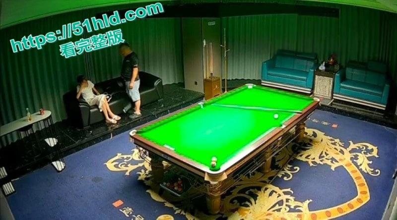 江苏宿迁沭阳台球厅大瓜,美女台球助教仅为500元,献身40岁大叔包厢战况十分激烈!-3