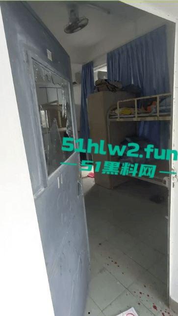 顺德中专汽修学院两男生暴揍室友，还用玻璃将其手筋挑断父母扬言要砍死两人，拒不接受和解。-2