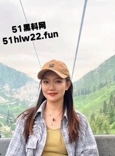 中国石油天然气集团【杨溢】出轨约炮视频被曝光,海外留学硕士兼党员先锋用大奶给情夫乳交最后舔精那一下骚爆了!-5