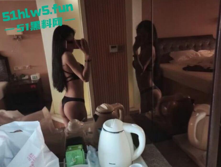 白天整形医生,晚上化身成女奴,福建福清宏路医美整形医生【徐珺慧】出轨偷情的视频被曝光!-1