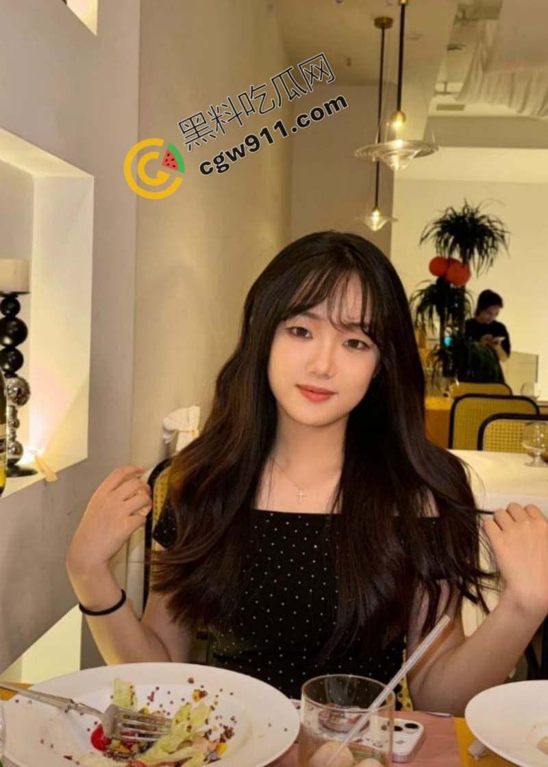 广州清纯学霸【李悦】白天是才女，夜晚化身淫艳女神，被金主无情束缚调教，道具插逼淫荡本性尽情展现-5