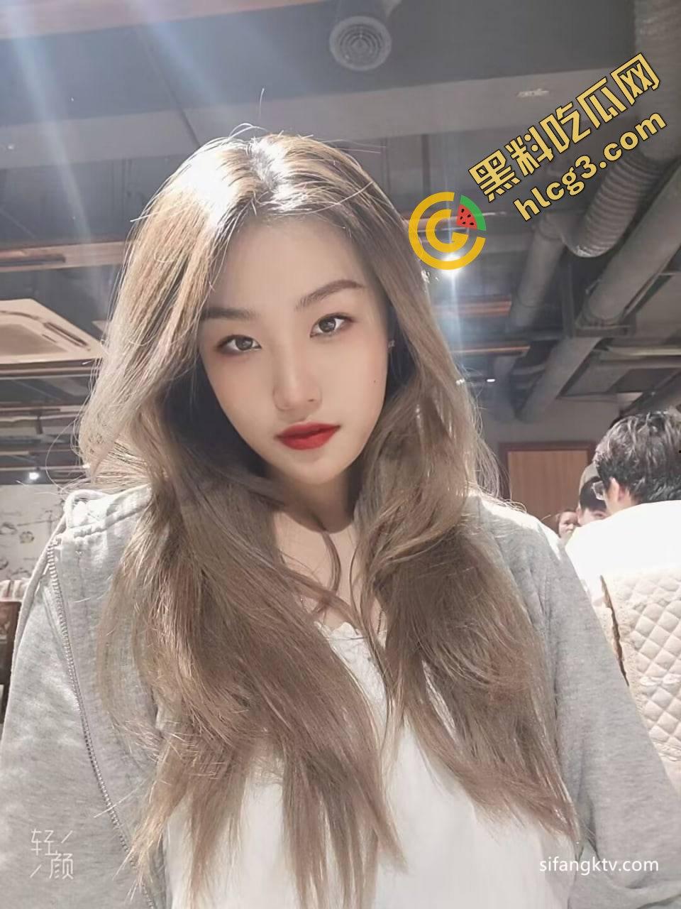 大连外国语大学骚贱母狗『王睿』下海兼职约炮多金钱男友 女上位骑乘疯狂摇曳 榨精视频泄密曝出!-3