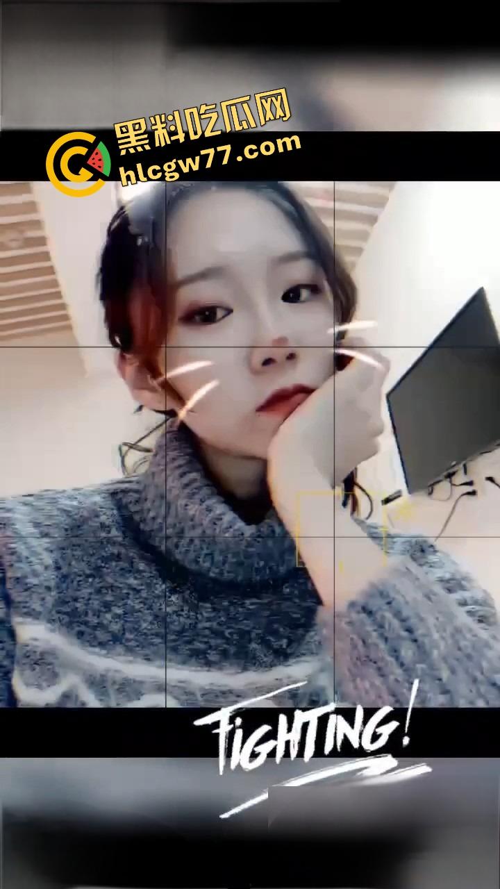 抖音清纯网红【诗颖】彻底崩了,拍视频是假,酒店趴体被精神小黄毛操成狗才是真!-7