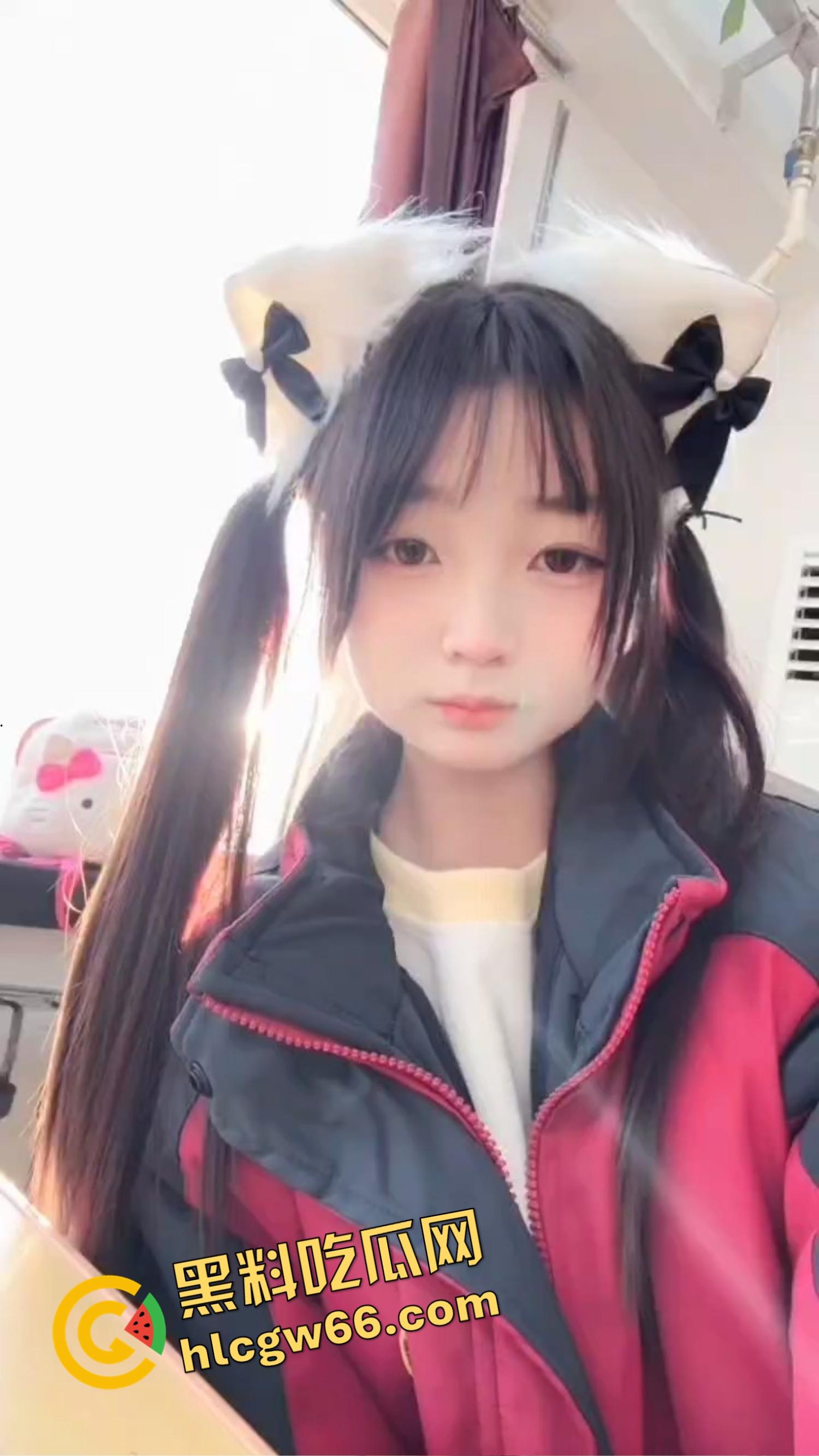 网调馒头奶反差婊【孙雪蕾】娇小骚货天天求操,线下实战给你主动开腿开逼开嗓子,操到她崩溃求饶!-2