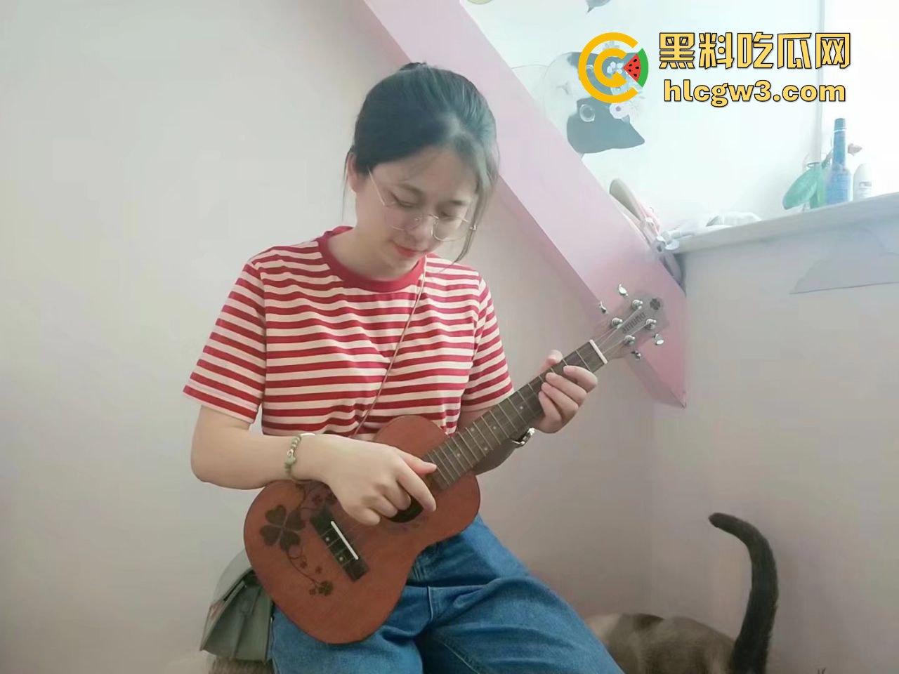 北京爱情故事 爱情跑了N年鸡巴吃了一大圈 北漂『韦佳怡』被曝出轨同事,男友放出如家酒店吃鸡视频!-1