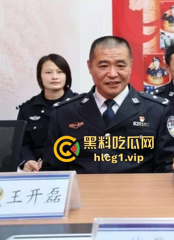 青岛路虎女王慧爆红!喝青岛啤酒打各地好友,家中拘留照样茅台配红酒!-22