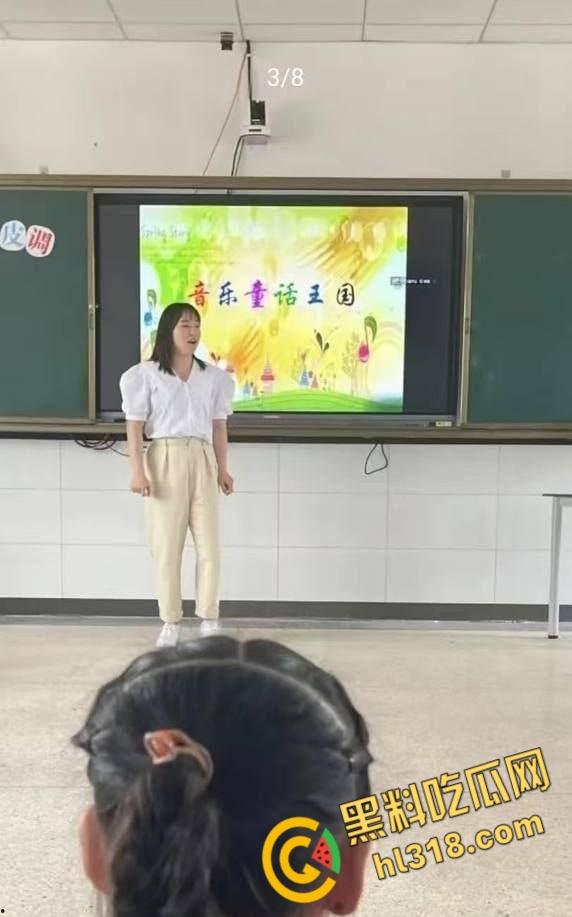 浙江苍南音乐老师【洪冬暖】，出轨肌肉猛男被抓，原配带队酒店掀翻床戏，对白暴揍场面超燃！-6