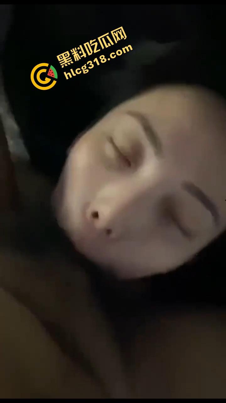 少女只会撒娇掏钱，少妇张嘴就是服务，口活一套套，舔得你灵魂都颤了，这才是真欲不是欲演！-10