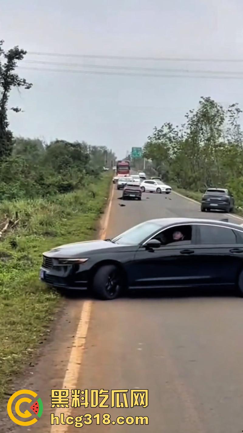 海南猛人路怒杀人，酒驾后与他人发生剐蹭，渴望私了被拒，将其撞倒反复碾压至其死亡！-4