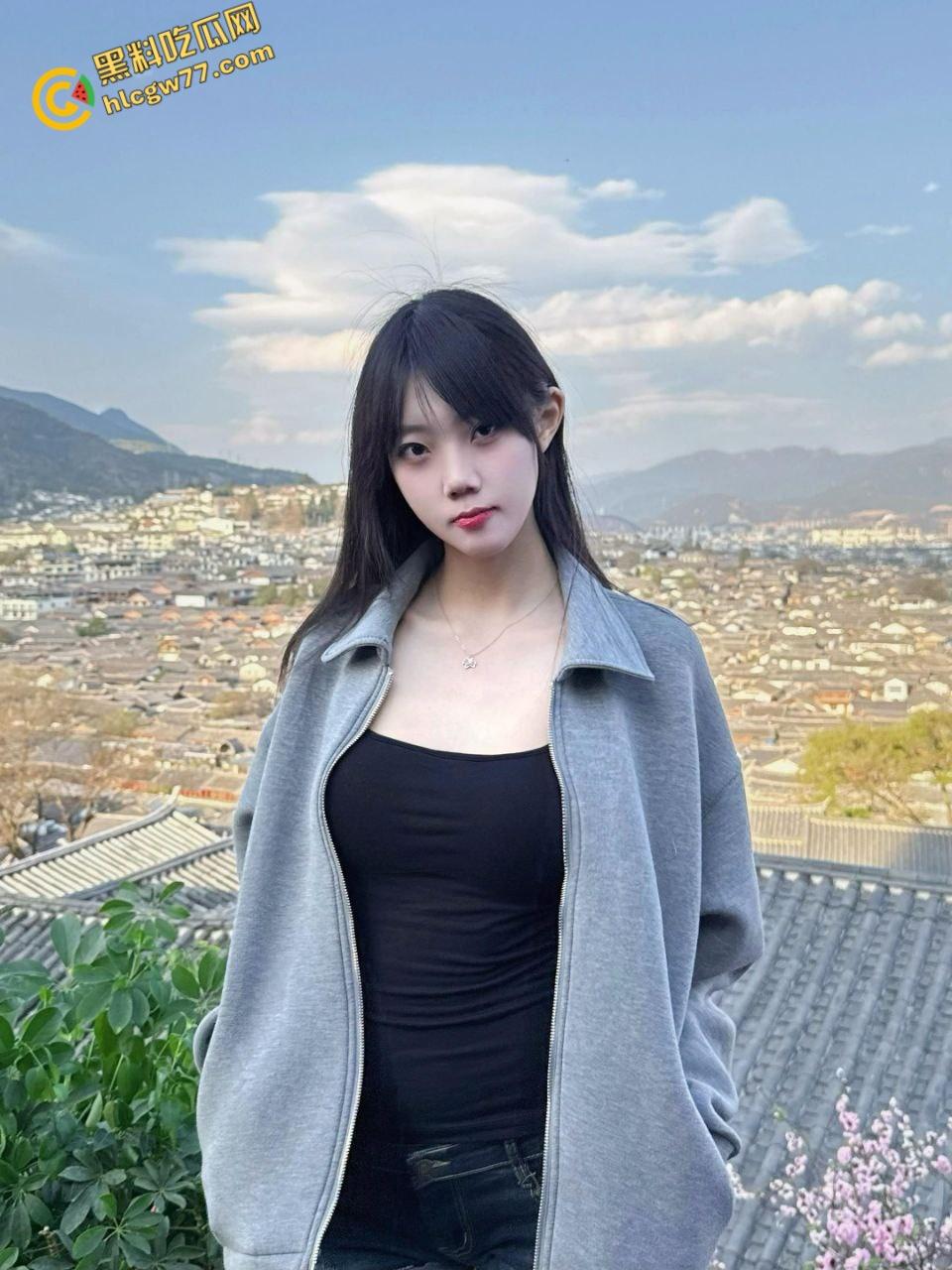 抖音【玉子玉子】清纯人设崩塌！私密自慰视频流出，甜美邻女变火辣尤物 !-4