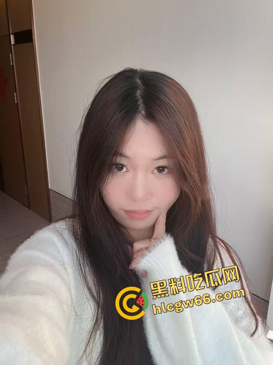 黑料吃瓜冷知识：撸管能助眠，但有逼不操对鞋开冲，你是足控天尊还是鞋癖疯魔？-5