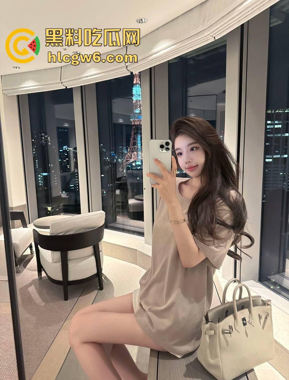 天津精神小妹【孙琪琪】按月包养服务，4K价格体验8次，情趣丝袜搭配角色扮演，这骚妹子把代入感拿捏得死死的！-9