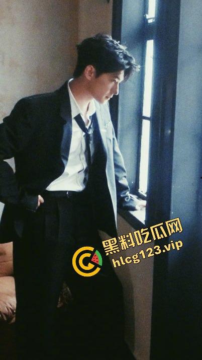 台湾狗仔葛斯齐再曝猛料 杨洋操粉对象竟然是富婆作家顾漫 编剧主演竟然成了炮友，我觉得狗仔是没活了没活硬整-12