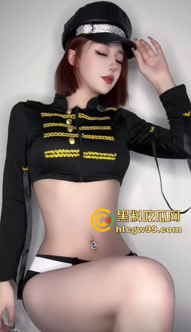 抖音282万粉大长腿御姐【DJ Nico】爱跳舞泄密,金主爸爸无套内射精致美穴,原来是个拜金婊,粉丝心碎!-9