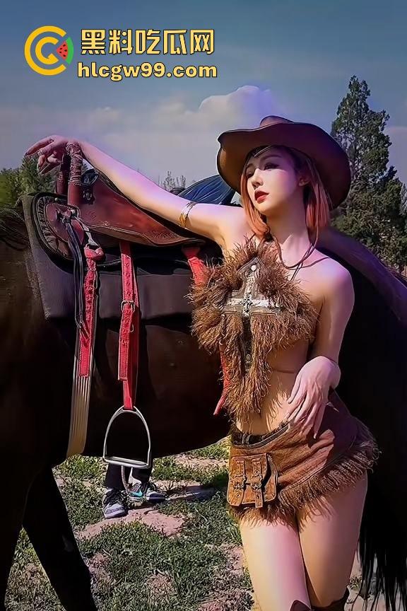 抖音282万粉大长腿御姐【DJ Nico】爱跳舞泄密,金主爸爸无套内射精致美穴,原来是个拜金婊,粉丝心碎!-12