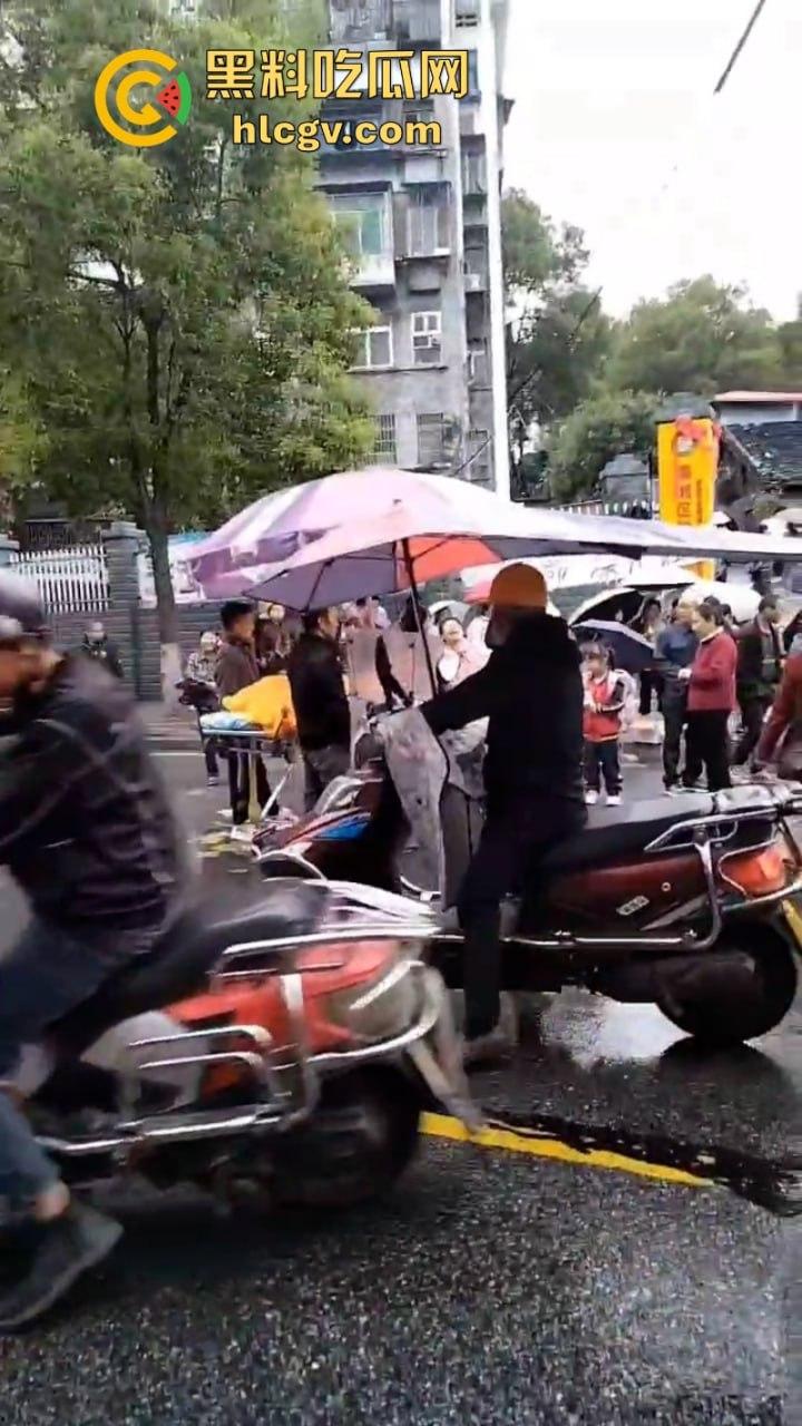 湖南衡阳又现深井吃人！工地拿纸皮当井盖 小学生坠井身亡！-9