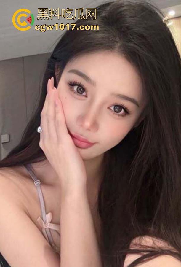 海角乱伦!趁姐夫出门颜射美女老师表姐,只顾淫叫完全把姐夫抛在脑后,无套猛操花式做爱,诱惑满满!-3