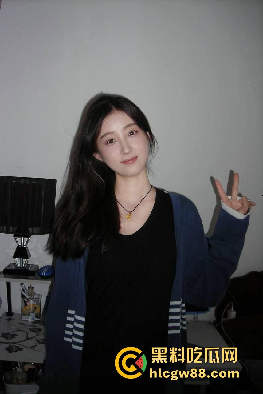 河北农业大学校花【赵宸睿】性爱视频流出，全程舔棒挨操浪叫不停，大奶子晃得眼晕！-3