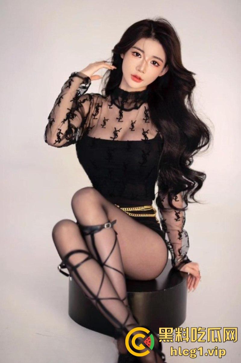 群友曝光 抖音100万粉丝 黎允熙baby 下海了 门槛3000 一次三万！-8