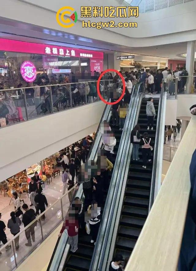 济宁新开商场小女孩从四楼坠落,不幸离世,疑因电梯事故酿成悲剧!-6