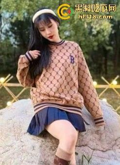 海角乱伦!调教爱受虐属性的婶婶,把她当成母狗一样玩弄!情趣内衣搭配黑丝刑具,太淫荡无比!-2