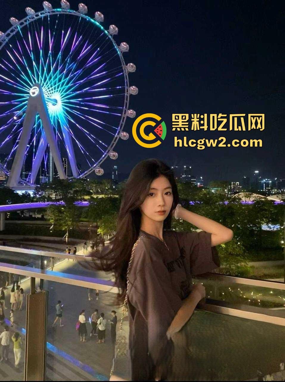 厦门永劫网瘾少女『方若瑶』被爆!骚得无药可救 全网最粉粉嫩鲍鱼被无套乱操,舔鸡巴舔到满脸精液!-5