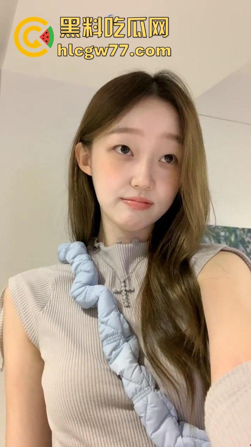 抖音同城约炮学生妹【林慧慧】高颜值极品女大，美乳硕大鲍鱼粉嫩，淫荡母狗本性暴露无疑！-2