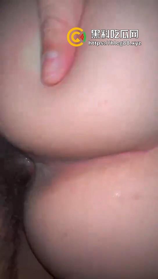 杭州故事汇！杭州快餐一哥【高子东】日常发鸡巴照片诱惑金主，不良视频曝光流出。-9