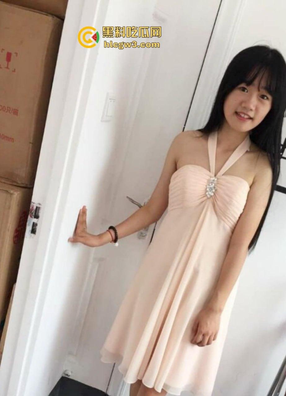 长沙理工15级卓越班【蒋鑫】黑丝情趣视频被男友曝光，骚得不一般，玩的花活让人看了上头！-10