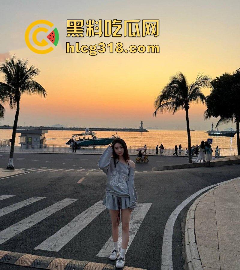 广东理工学院大三学姐【彭遥遥】约炮体育系小学弟 无套后入全程自动坐屌 堪称精液溶解器！-1