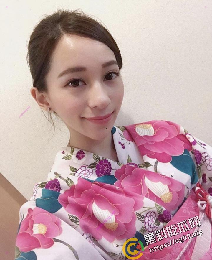 台湾版 PUA套路笔记 真实对话记录教你如何骗取反差婊 台妹【邱念婷】裸照 狂秀肥美大黑逼 附海量生活照-8