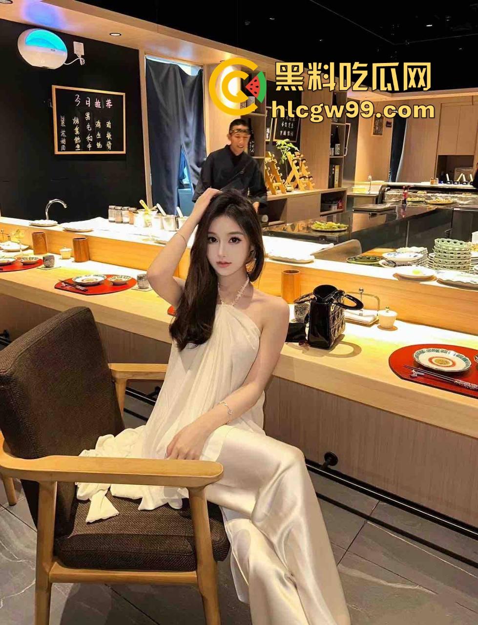 电动肛塞化身水力鳗鱼,游龙般的震动操作骚穴变喷水龙头,插着震着喷的停不下来,刺激到骨髓都在颤抖!-3