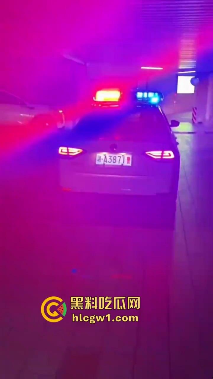 可怕！湖南长沙猥琐男闯入女生公寓偷窃衣物 妹子录视频机智报警抓人 这是真变态！-2