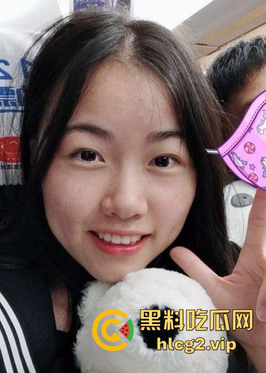 瓜友酒店爆操大二女友！白净蜜桃臀被后入猛干，直呼受不了，看得兄弟们都羡慕疯了！-1