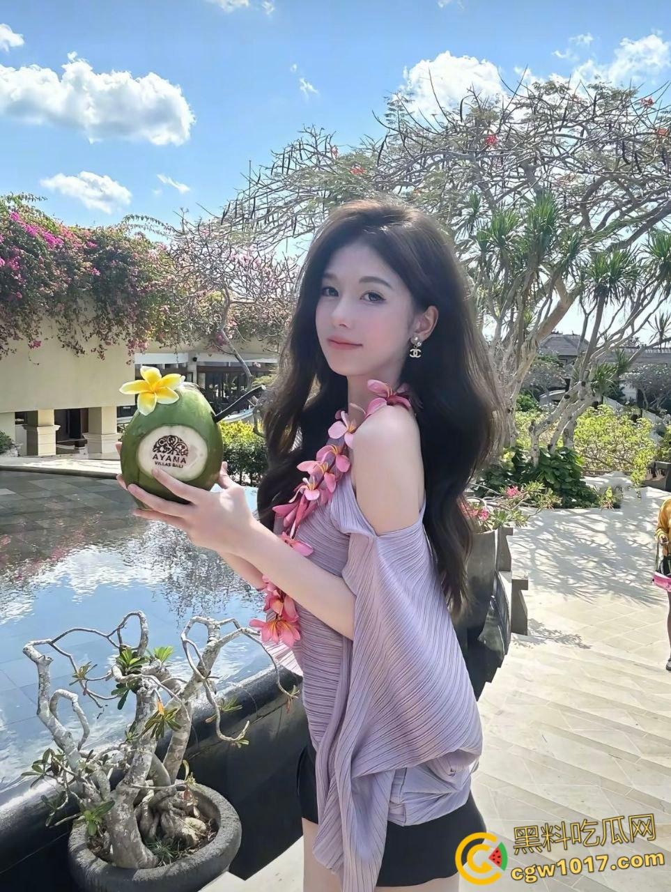 约炮大神【我的枪好长】 黑丝御姐调教新作，皮鞭抽屌玩性虐，指奸钻穴汁水飞溅，打桩爆操高潮迭起！-1