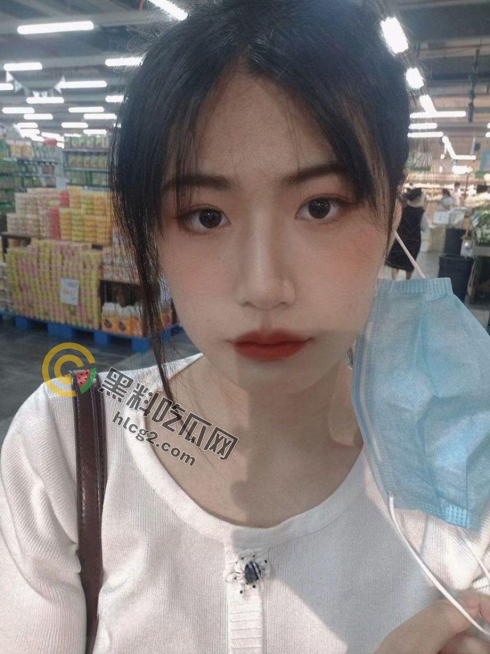 重庆黑森林小骚货与男人做爱视频意外流出！学妹借电脑竟引发全网狂潮！-5