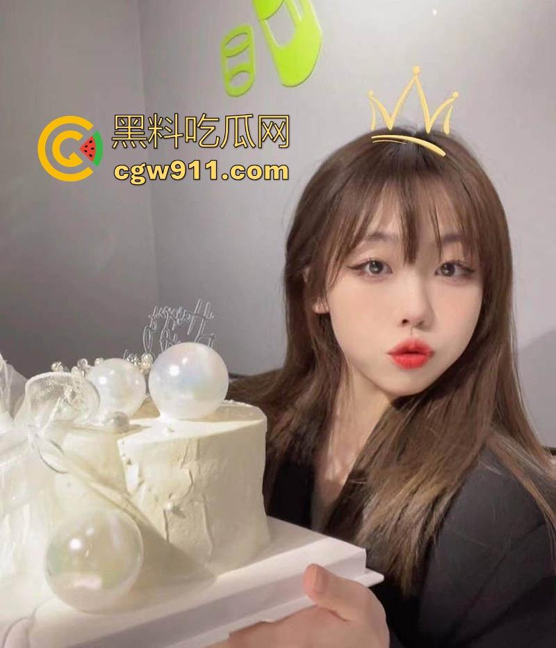 瓦学弟成功案例！线下把玩瓦清纯学妹，游戏打得好学妹少不了，go学长只能无能狂怒，你别说这货真骚！-1