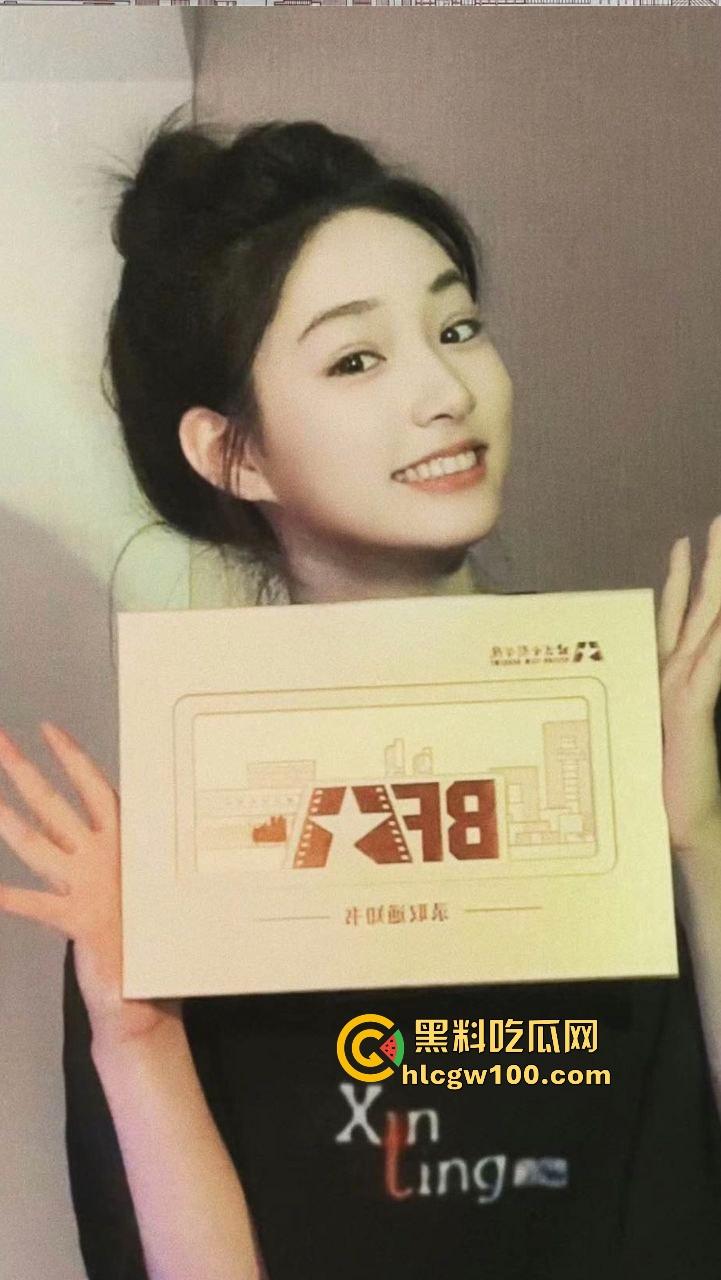 衡阳大学生【裴子诺】被包养四个月,从清纯妹到骚母狗，SM调教成胯下玩物，舔射口爆样样精通还要尿嘴里!-9