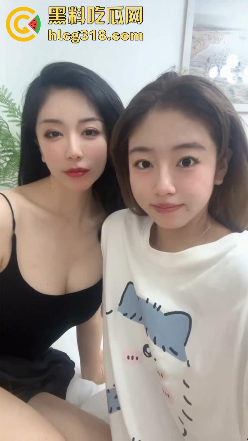 上海安静母女事件,母亲女儿身材都超极品,一起伺候大吊金主,尤其是妈妈真是魅惑十足啊!-1