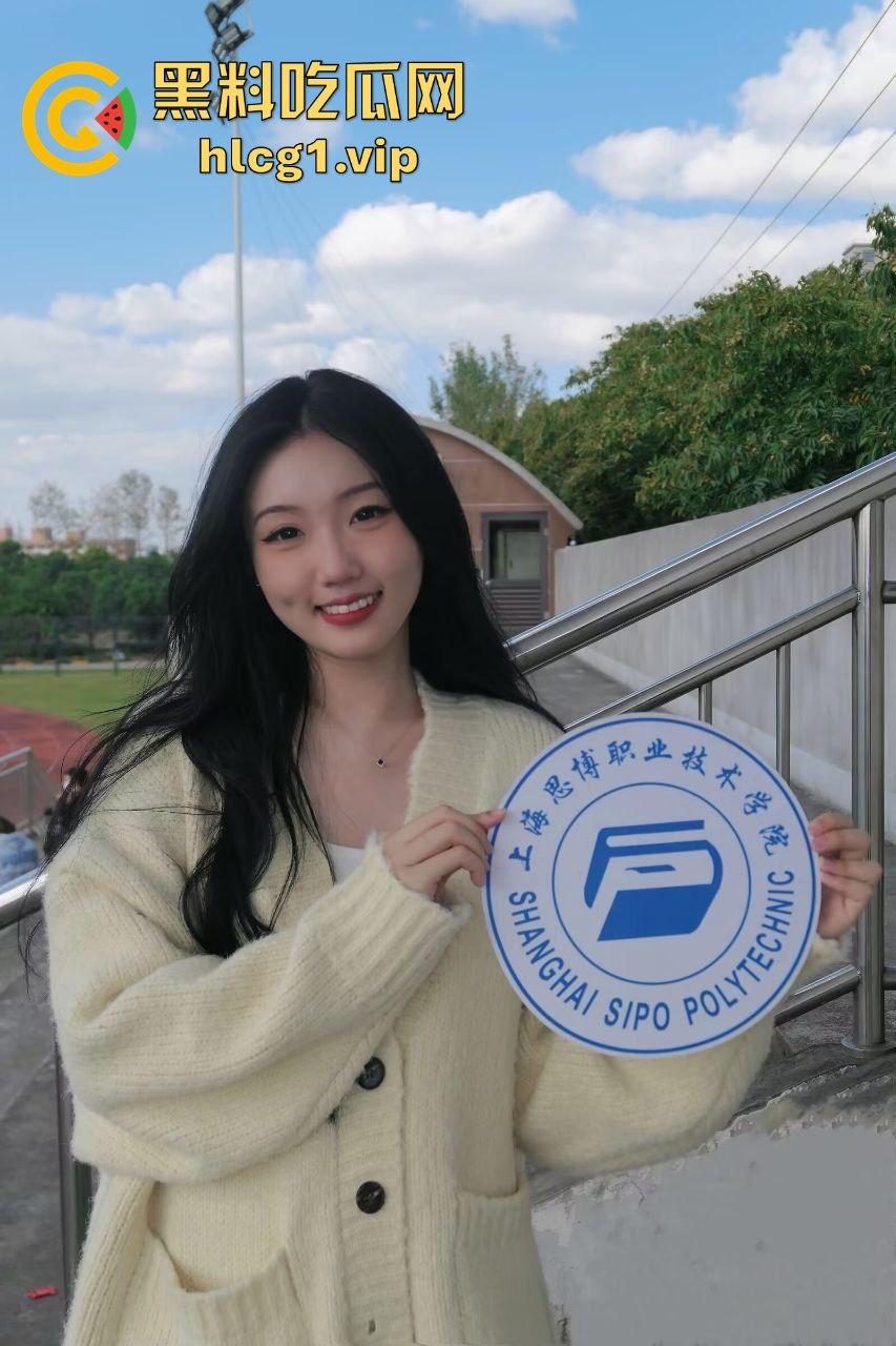 上海思博学院知名公交车，现在变身瑞金医院实习护士，千人骑万人草真乱！-23